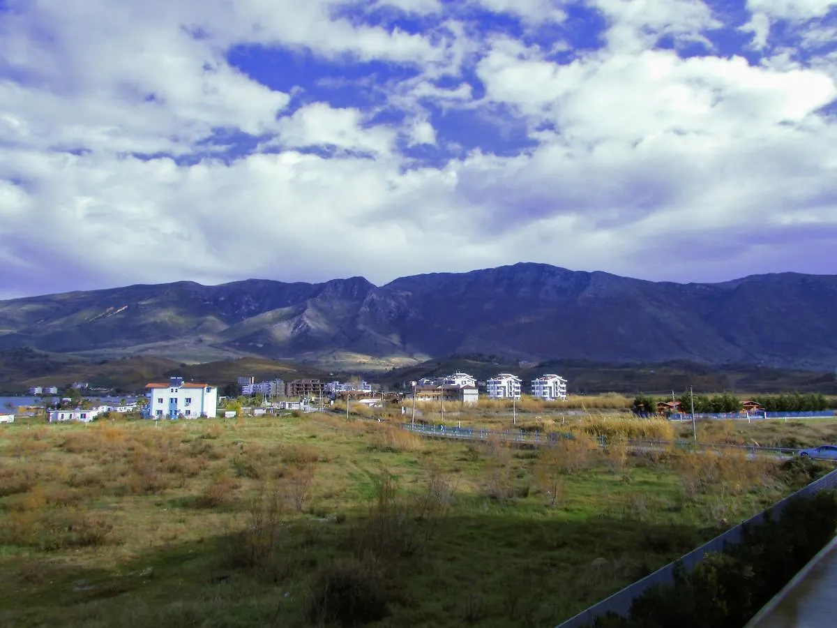 Bel Ami Suita Hotel Orikum 4*,
